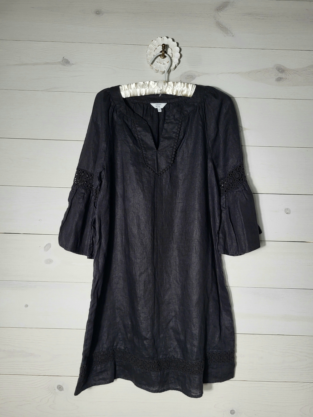 Crown & Ivy Linen Dress Black Fairygoth Boho Bell Sleeves Crochet-Trim Tunic